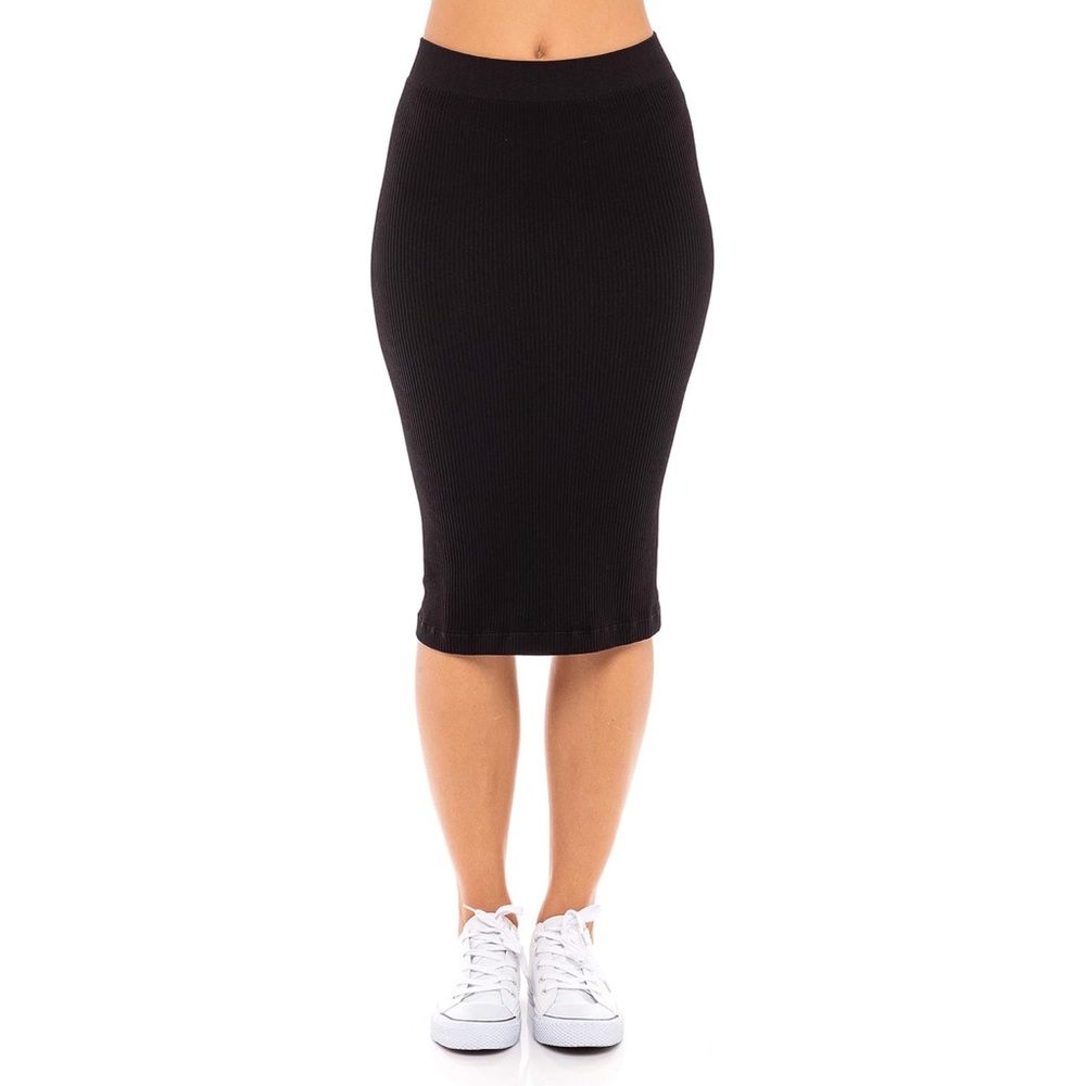 Ribbed Midi Skirt